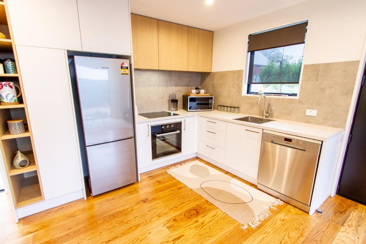 2 Bed Paradise Near Hagley Park Daire Christchurch Dış mekan fotoğraf