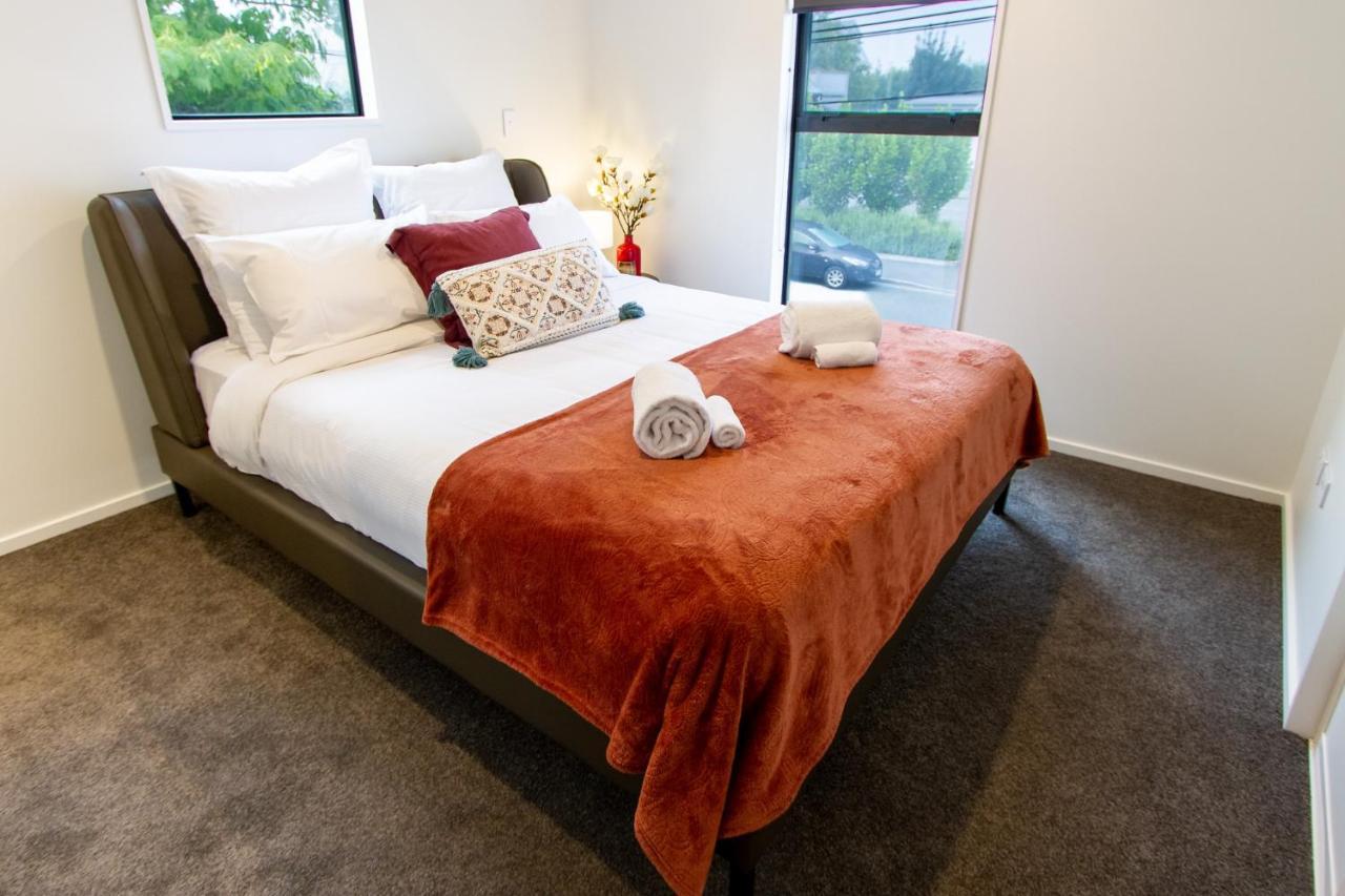 2 Bed Paradise Near Hagley Park Daire Christchurch Dış mekan fotoğraf