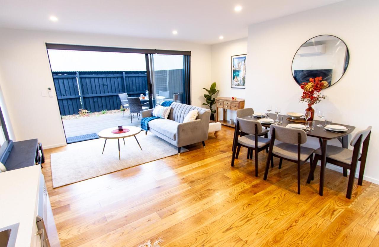 2 Bed Paradise Near Hagley Park Daire Christchurch Dış mekan fotoğraf